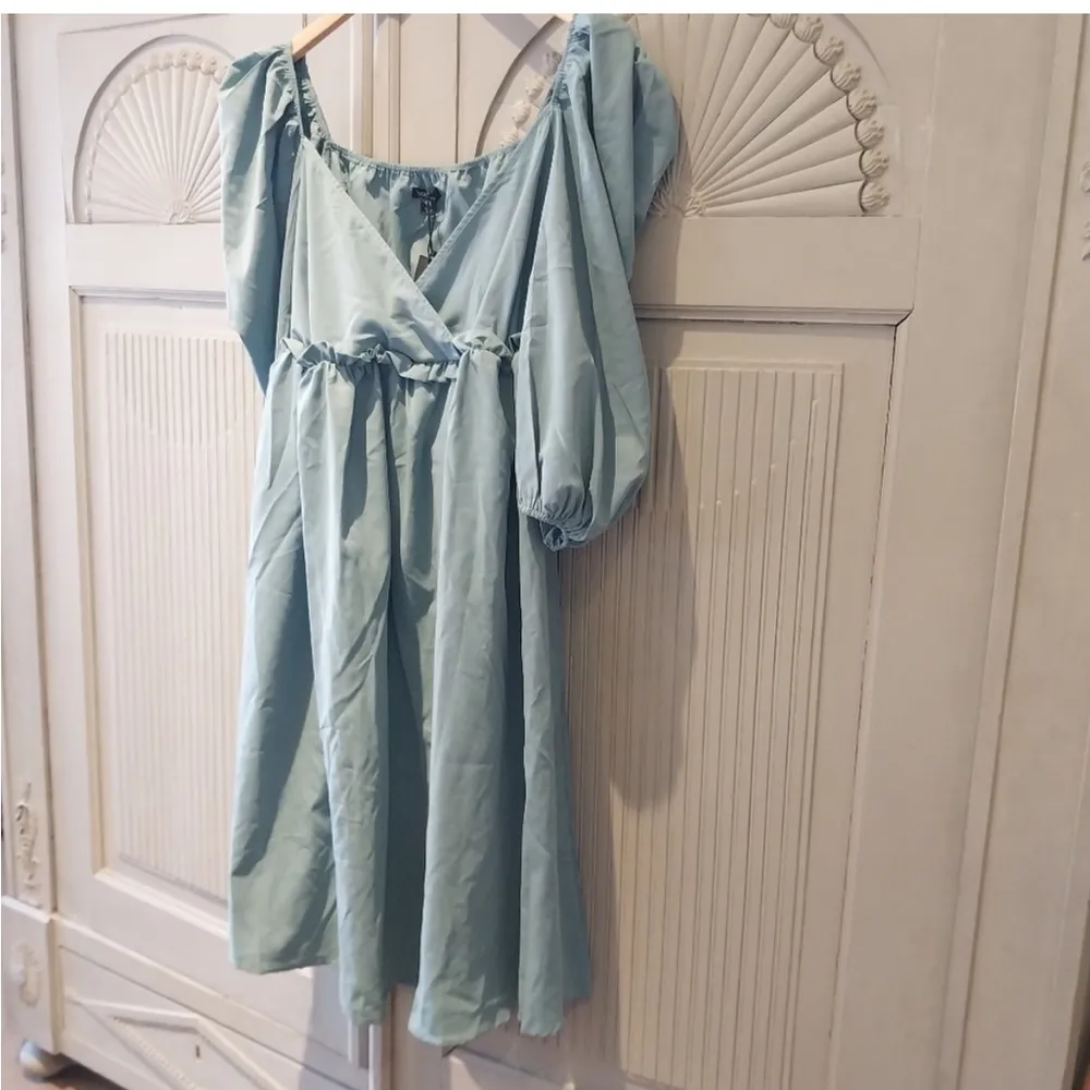 NWT Boohoo Poplin Puff Sleeve V-Neck Midi Smock Dress Powder Blue 4 - Image 5