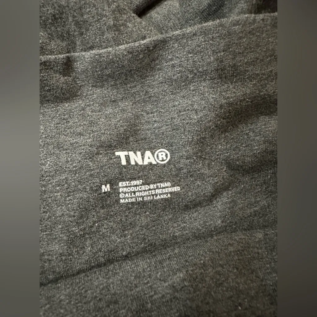 Aritzia TNA heather grey flare yoga pants loungewear size medium Gray - Image 2