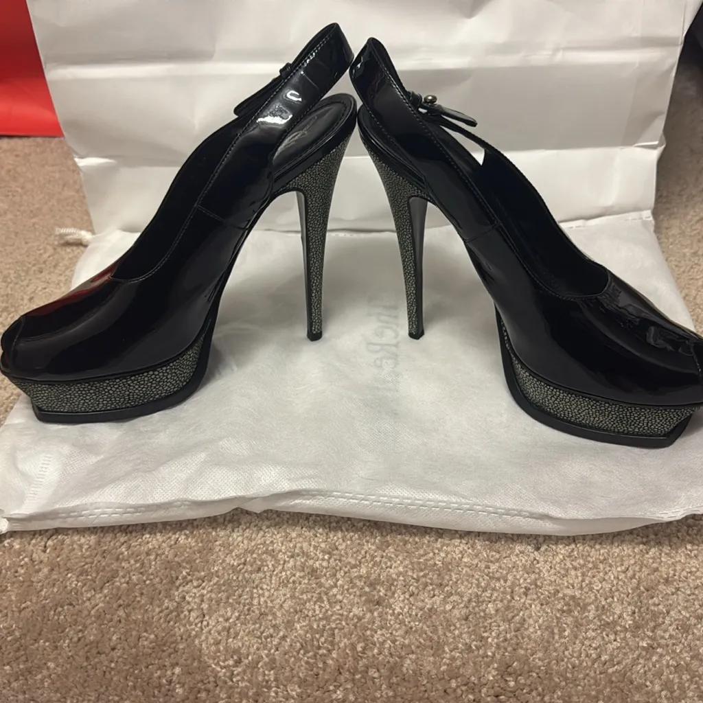 YVES SAINT LAURENT Patent Leather Slingback Pumps Size: IT 39 Black Size 9 - Image 7