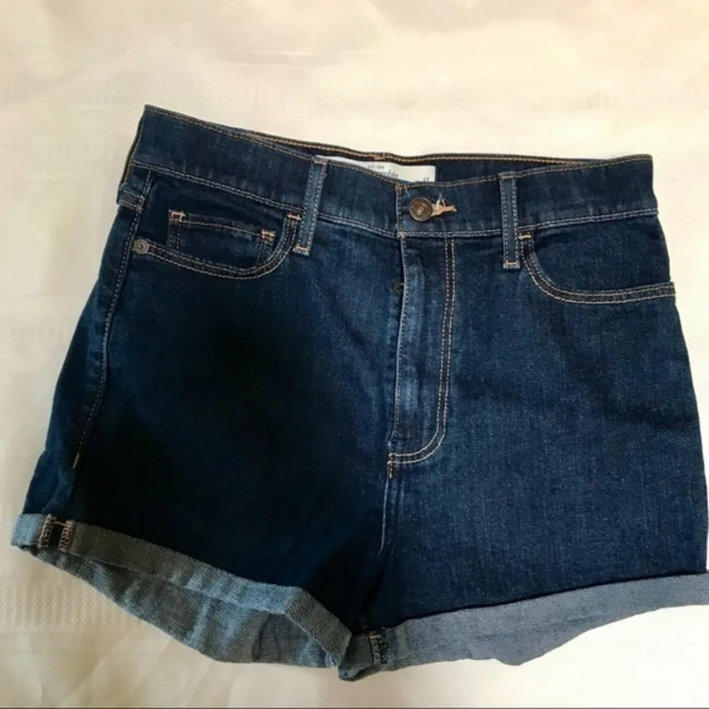 Abercrombie‎ & Fitch New York Size 4 Denim Shorts - Image 5