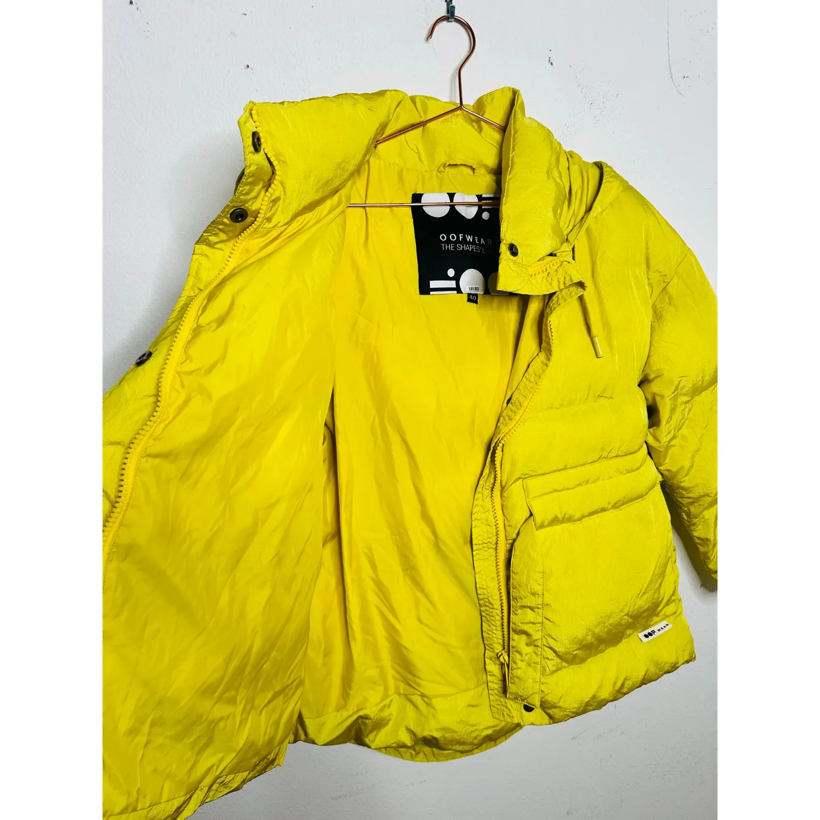 OOF Neon Yellow Nylon 100% Polyester High Neck Tie Front Puffer Coat size 40 Size M - Image 13