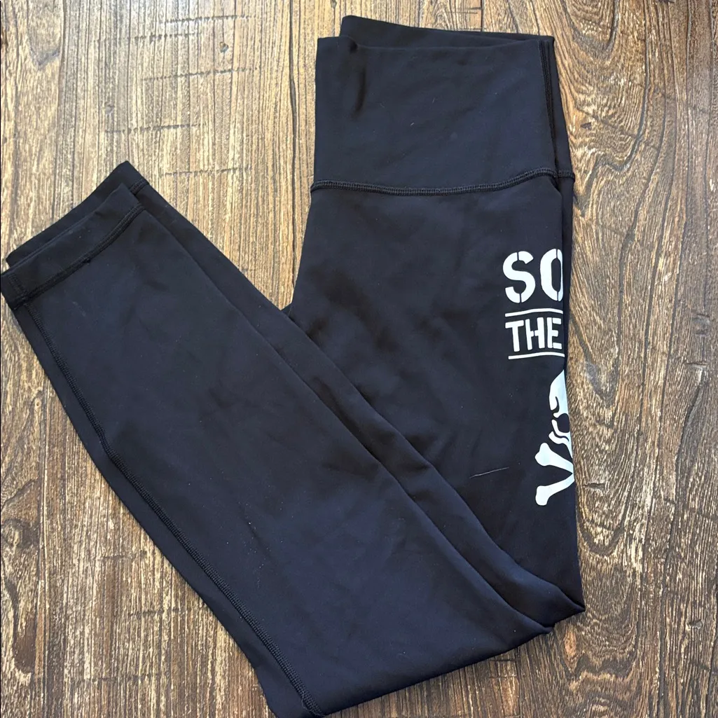 Lululemon x SoulCycle Soul The Dist Skull Leggings Black 7/8 25" Size 8 EUC - Image 6