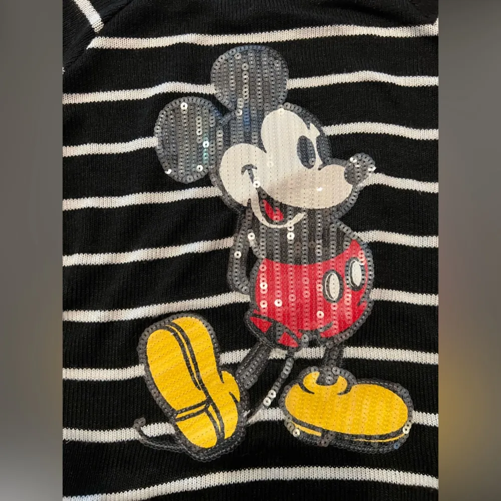 Disney Jerry Leigh black & white striped sequined Mickey Mouse sweater. Size S - Image 2