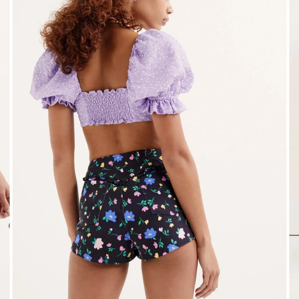 Lavender Puff Sleeve Crop Top For Love & Lemons NWT Smocked Embossed Revolve $98 - Image 3