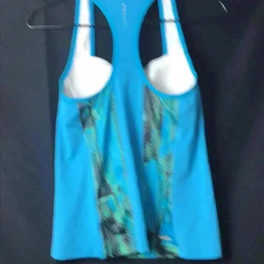 THE NORTH FACE  WO SZ MED ATHLETIC TOP - Image 6