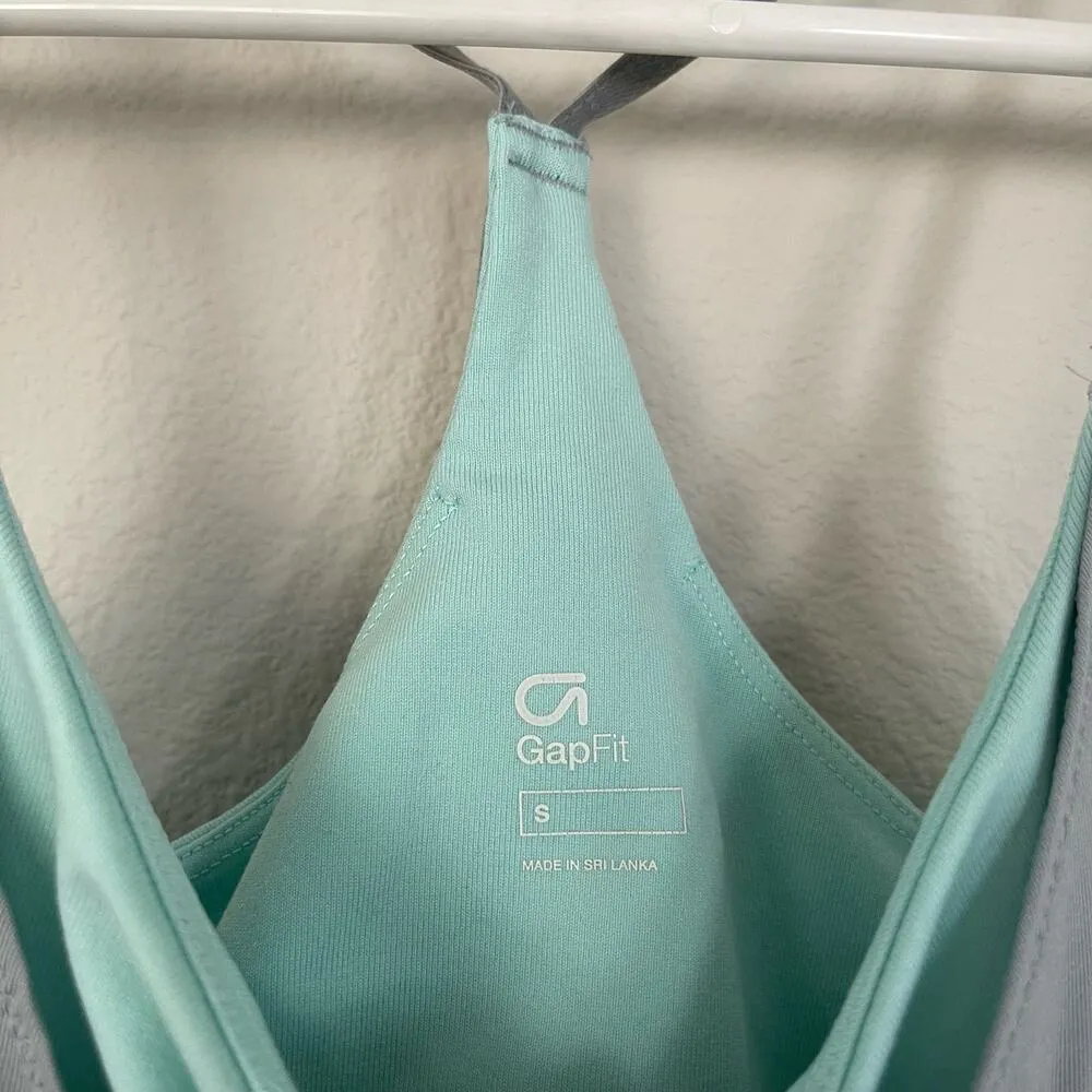 Gap Fit (2) Bundle of Workout Tanks Built In Bras (Small) - Image 8
