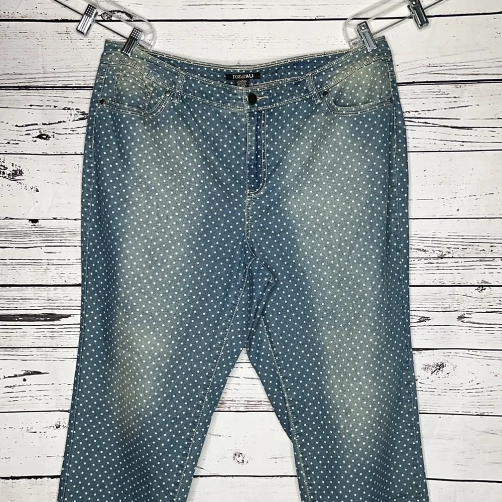 Roz & Ali Woman Size 18 Blue Denim - White Polka Dot 5 Pocket Ankle Jeans - Image 2