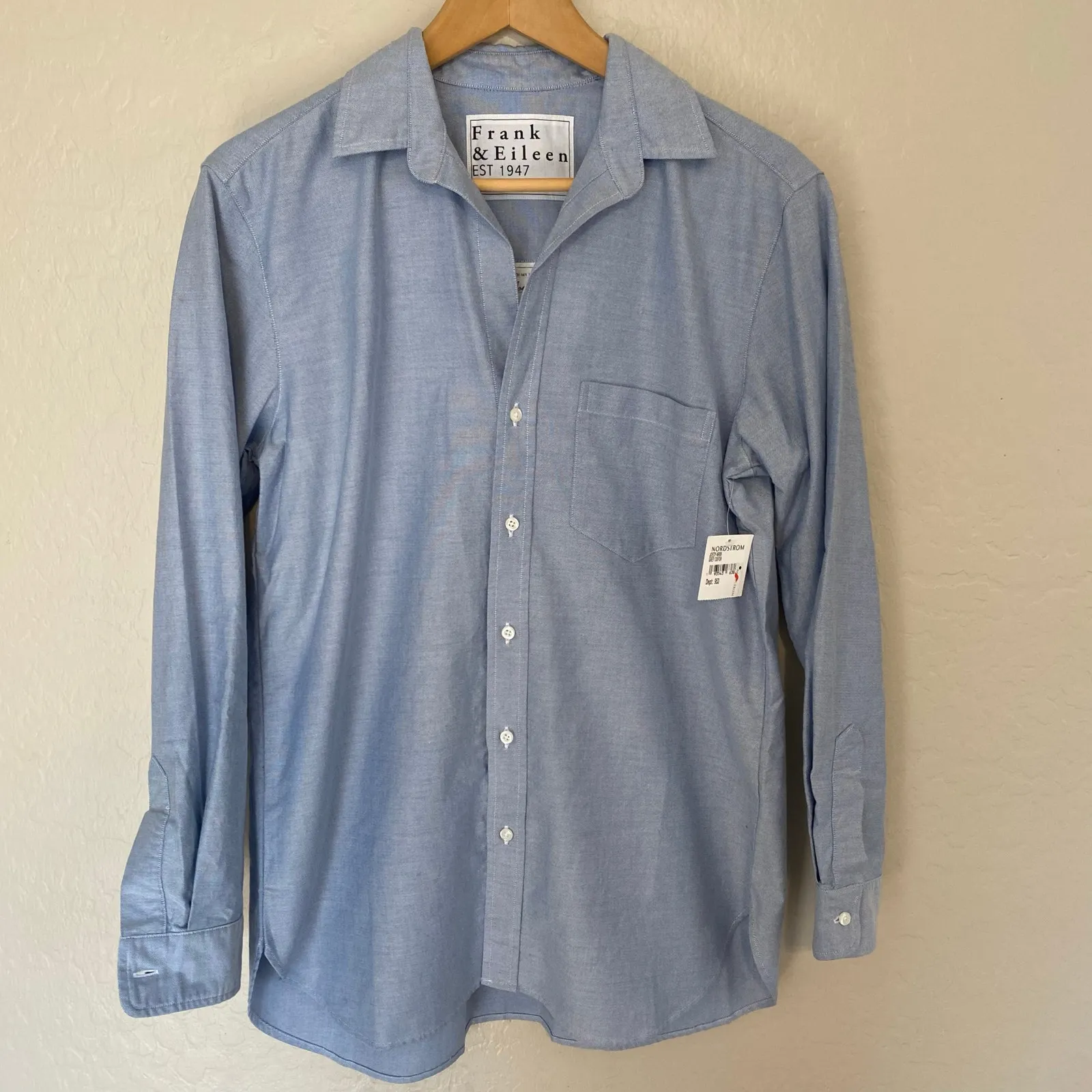 NWT Frank & Eileen Joedy Boyfriend Fit Button Up Shirt Womens Size Small Blue - Image 2