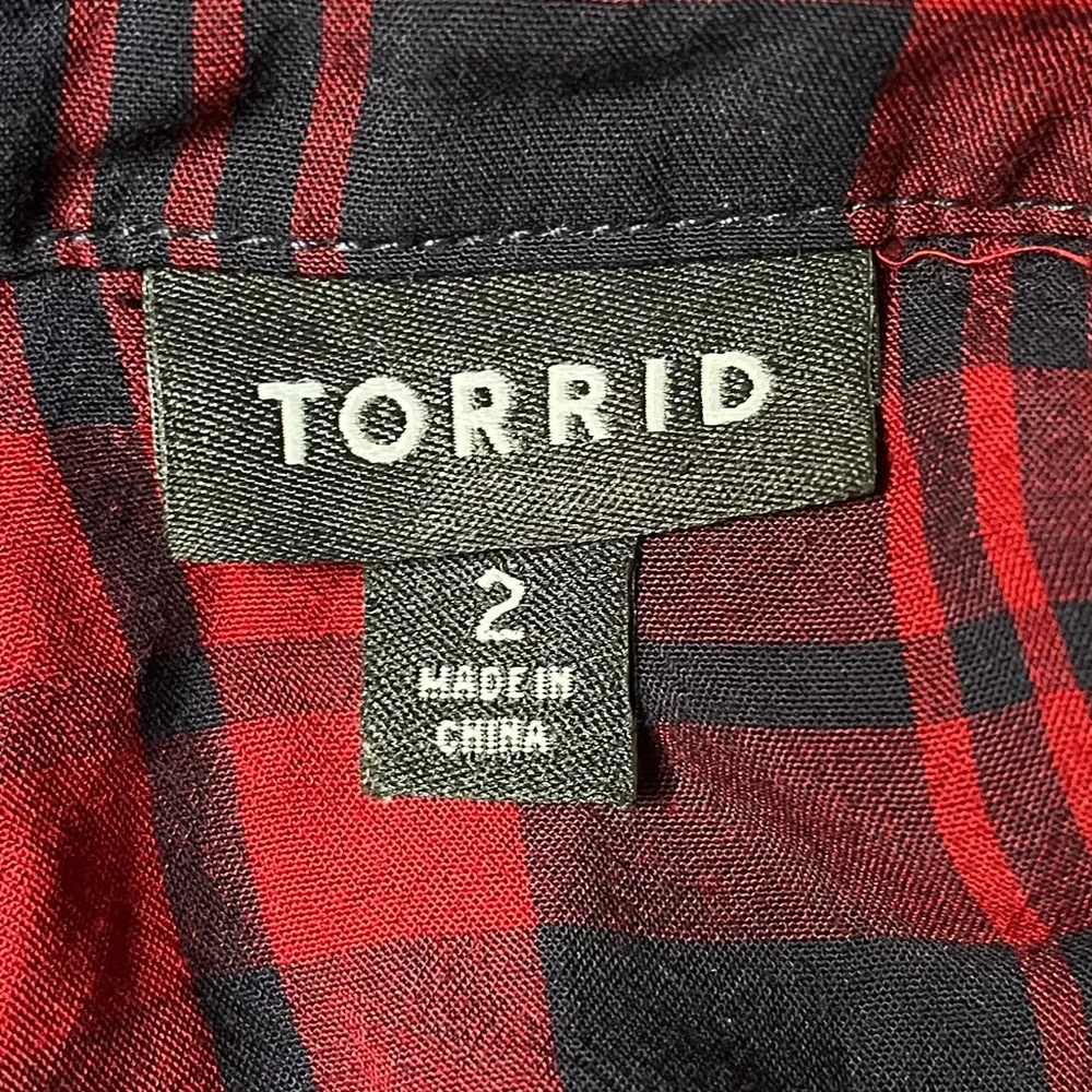 Torrid  Plaid Dolam Button Down Blouse Blue Red Size 2 - Image 6