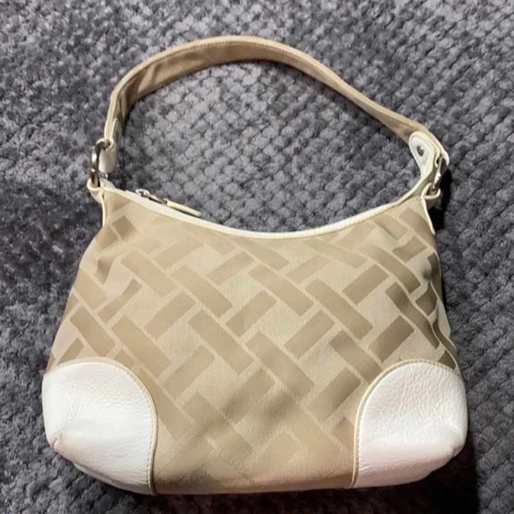 Women's Talbots Over Shoulder/Hobo Beige & White Bag EUC #3068 - Image 2