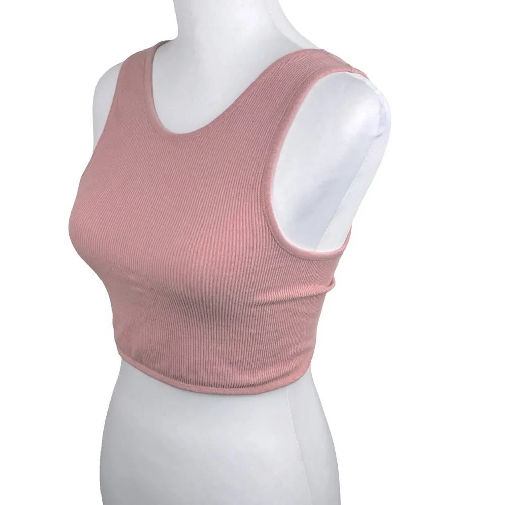 Double Zero Pink Twist Back Seamless Robbed Crop Tank Top Size Medium - Image 6