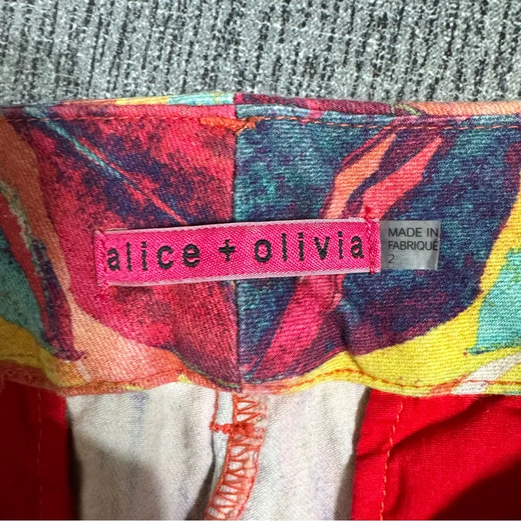 Alice + Olivia Women’s Tribal Shorts - Image 8