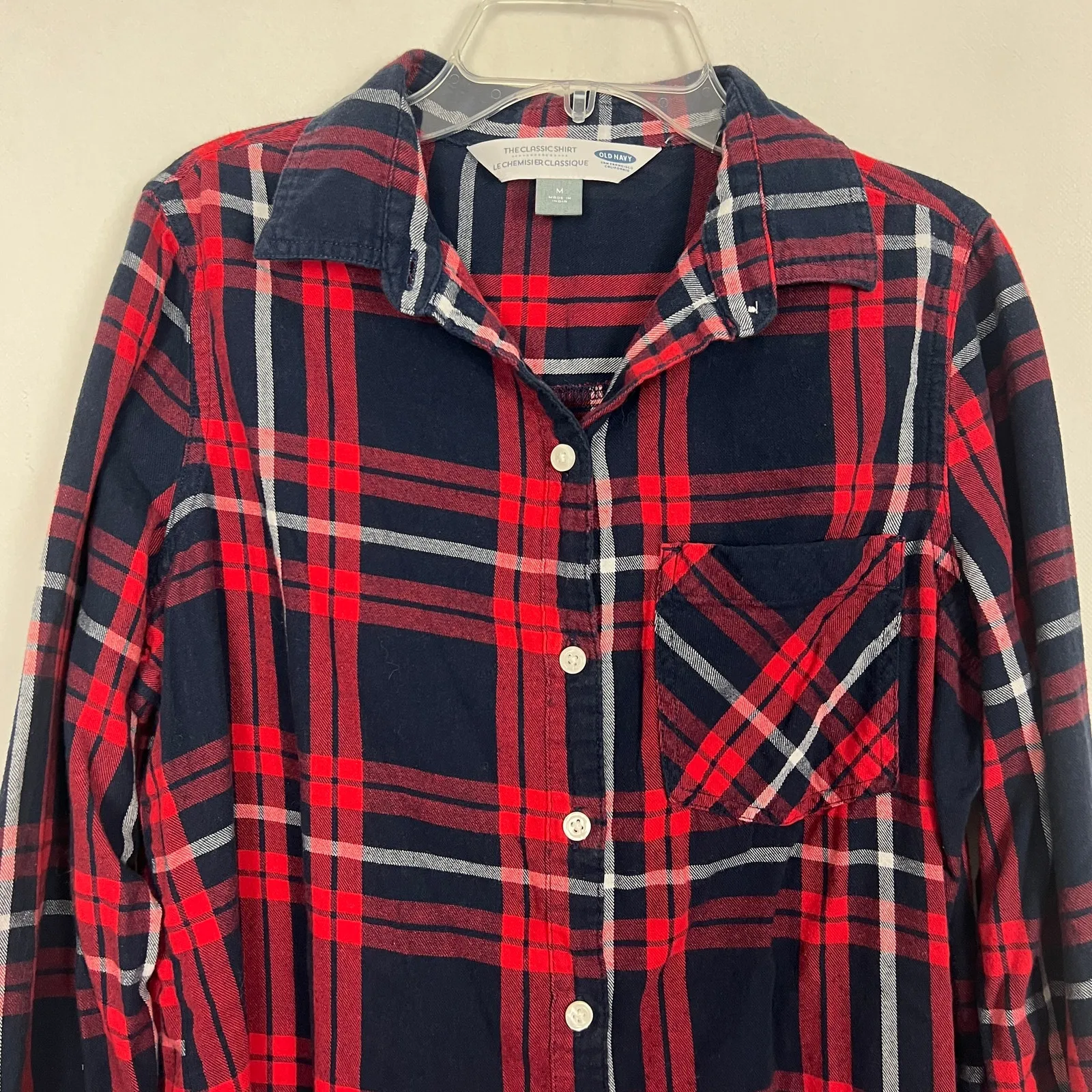 Old Navy Womens Plaid Flannel Red Shirt Size Medium The Classic Shirt Breathable - Image 3