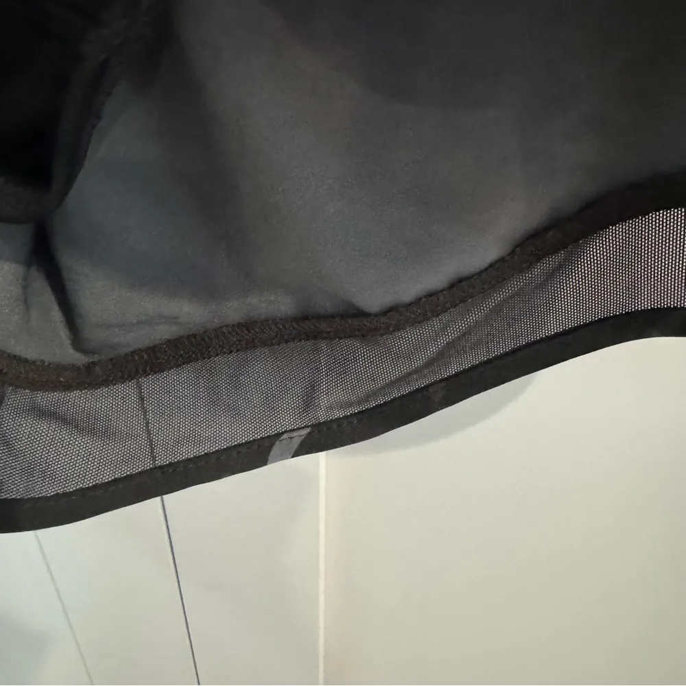 Athleta ‎ Mesh Racer Run Short 4” - Image 6