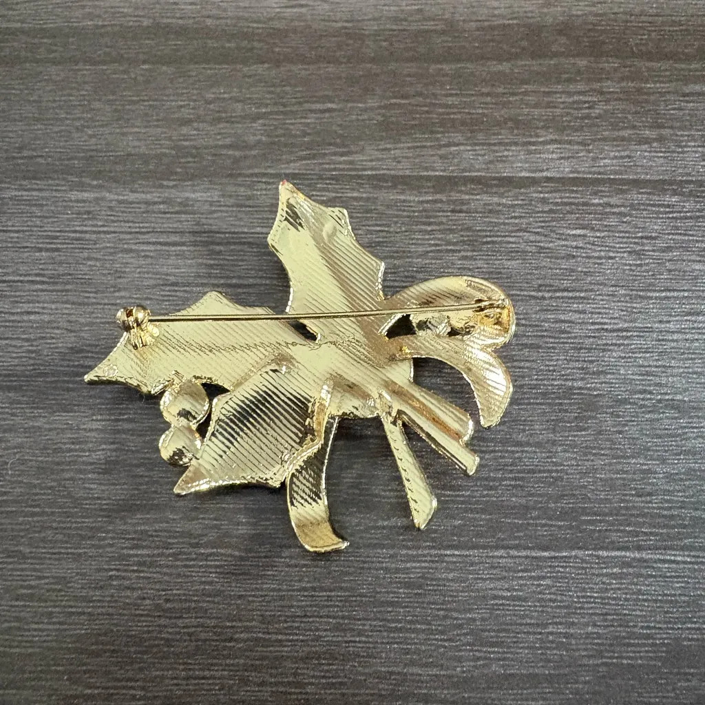 Crystal Pave Pearl Holiday Brooch Gold - Image 2