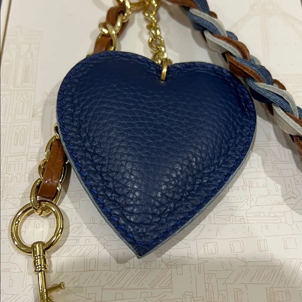 La Via | Italian Leather Heart Bag Charm 🤎 Brown - Image 3