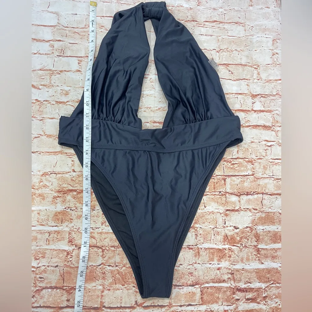 Chic Black Women's One-Piece Swimsuit - Image 2