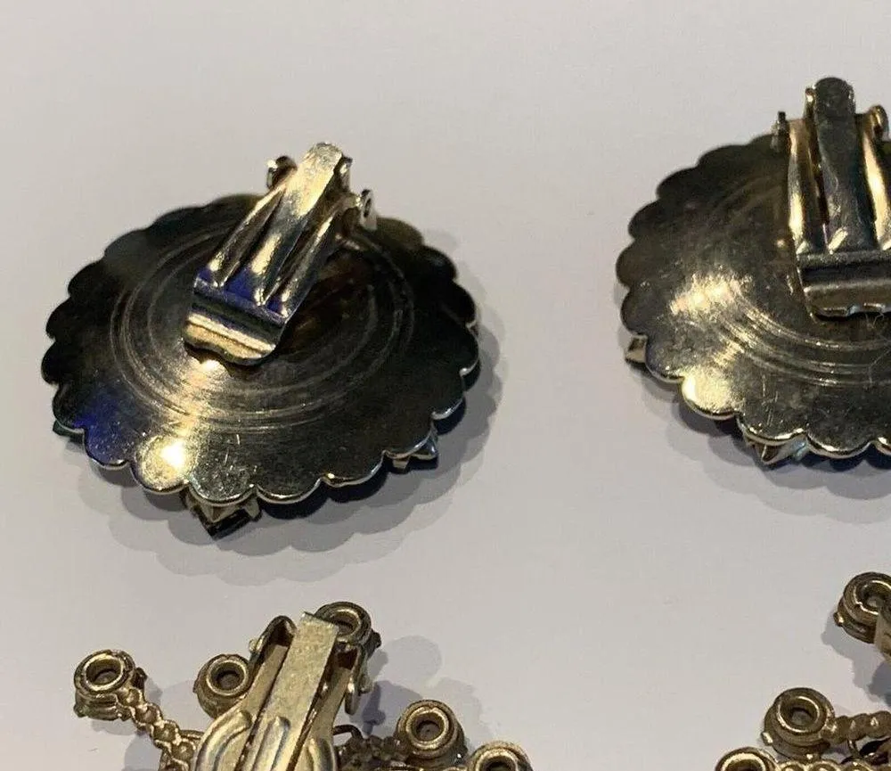 Lot Of 2 Large Statement Vintage Women's Clipon Costume Earrings Rhinestone Gold - Image 6