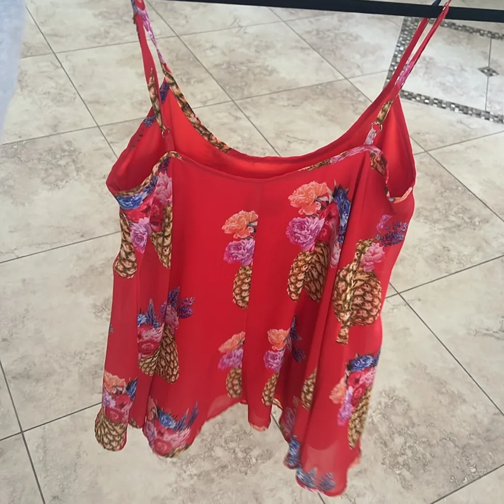 Show Me Your MuMu Red Floral Pineapple tunic xs - Image 4