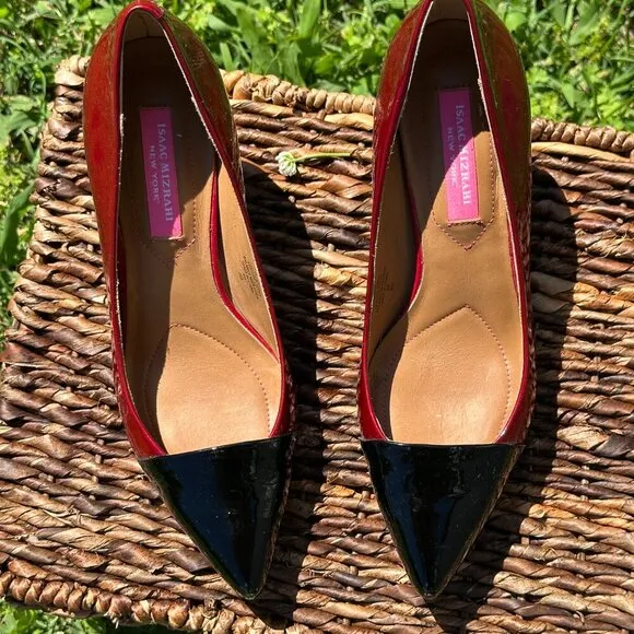 Isaac Mizrahi Red and Black Low Heel Pumps Size 6 - Image 2