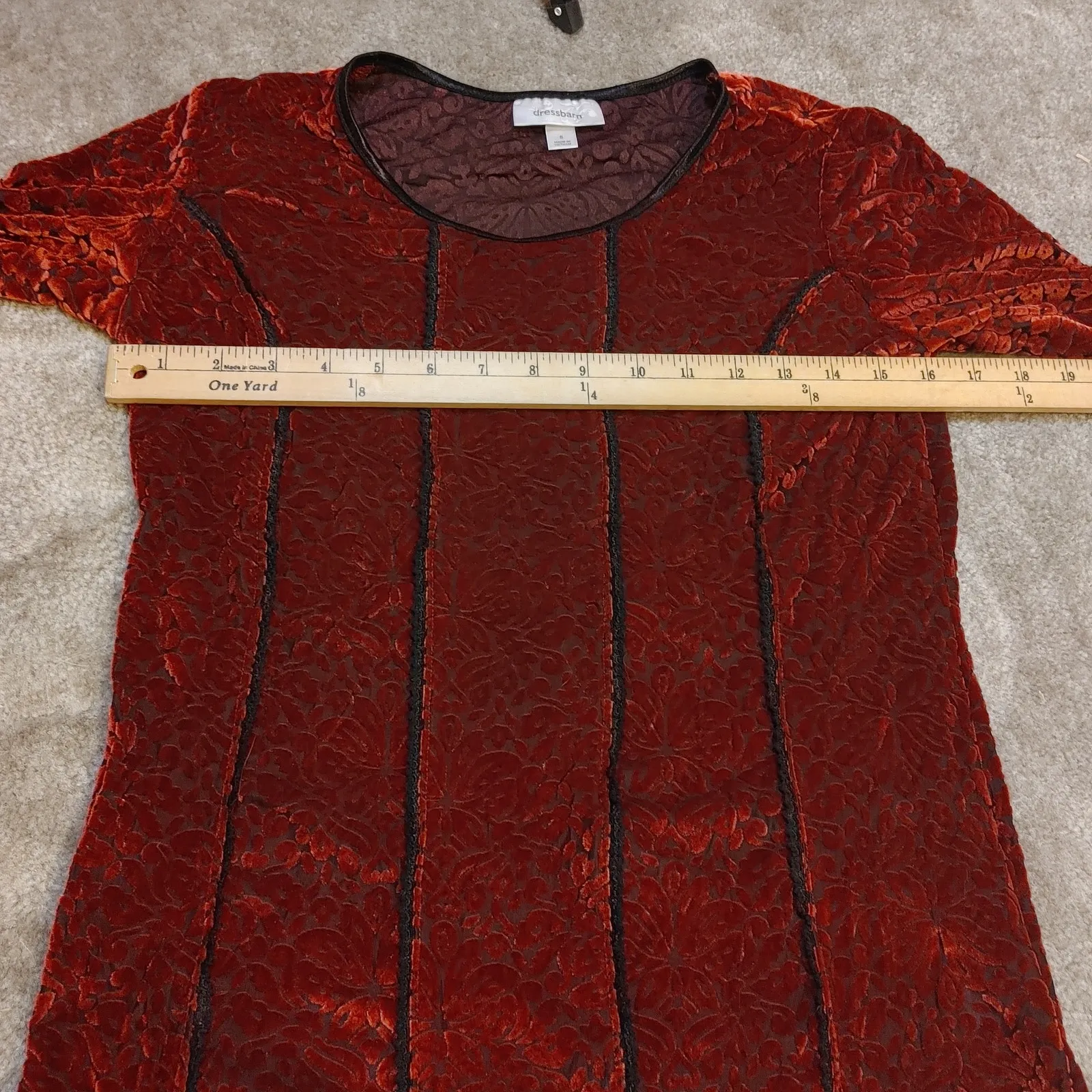 Dress Barn Size Small S Red Black Velvet Pattern Stripe Polyester Nylon Top - Image 3