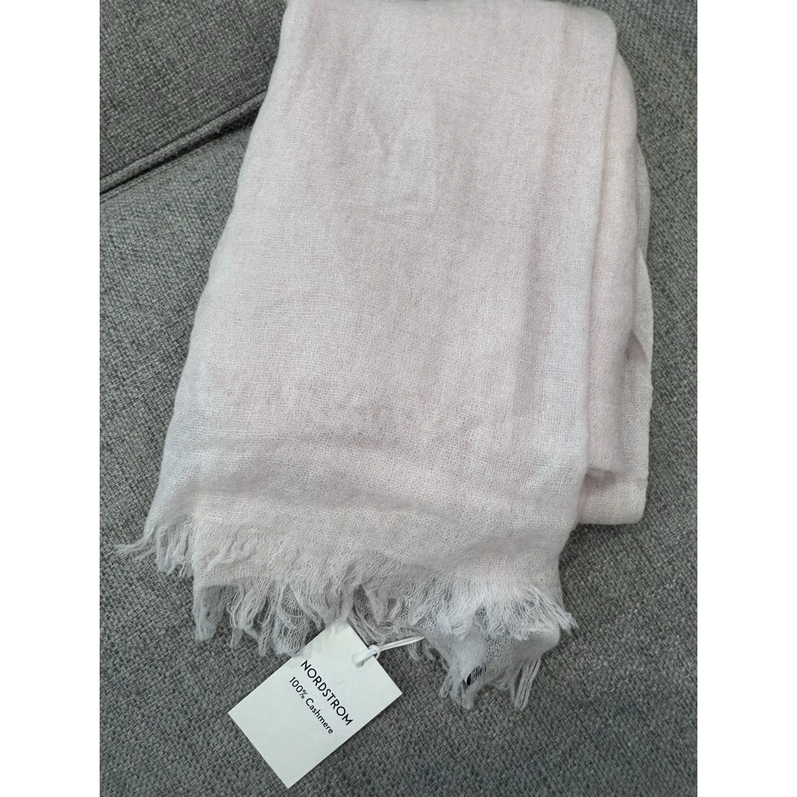 Nordstrom Textured Light Pink Cashmere Scarf NWT $130 - Image 7