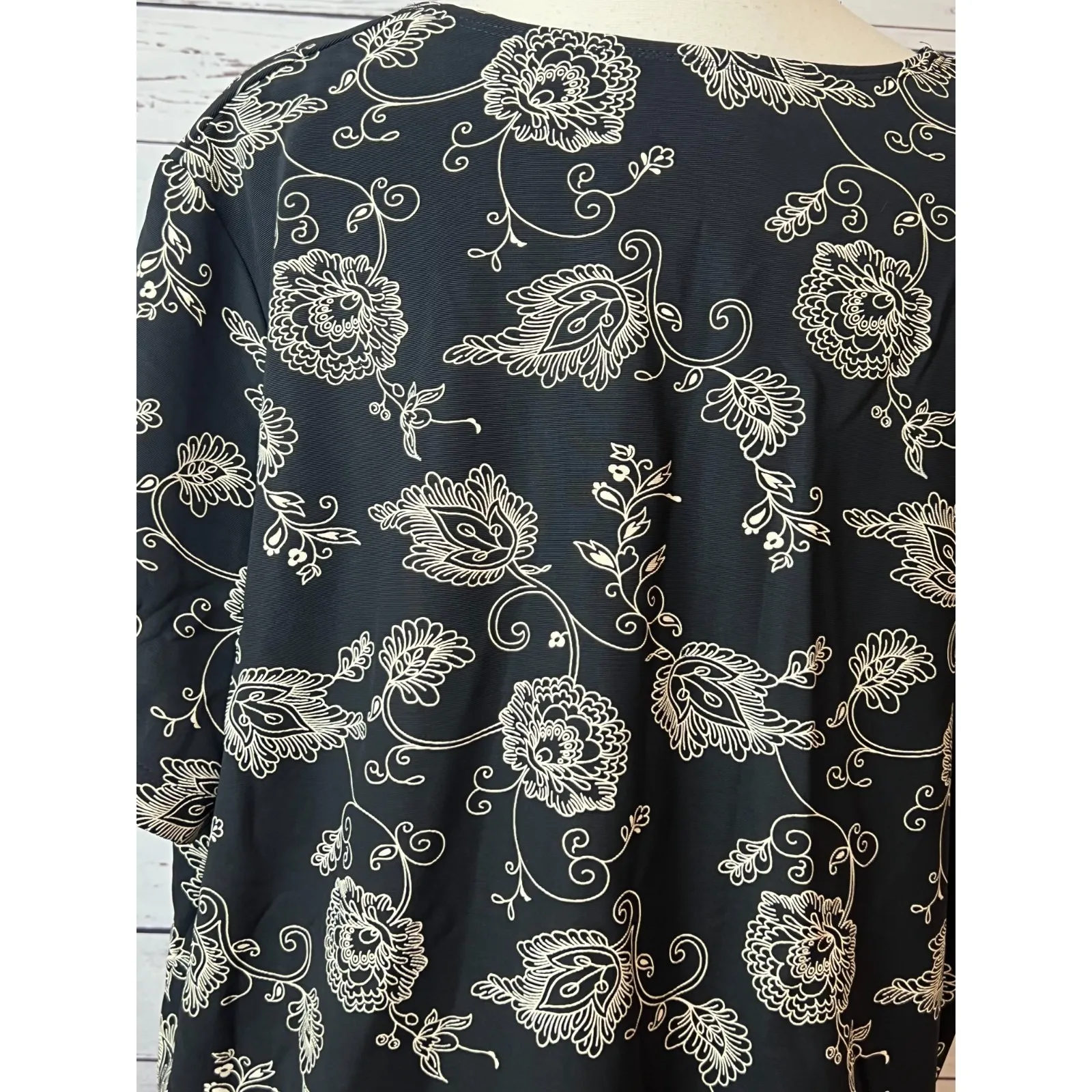 Susan Graver Style Blouse Plus size 3X 3XL Tunic Top Asian Black Shirt Nylon QVC - Image 5