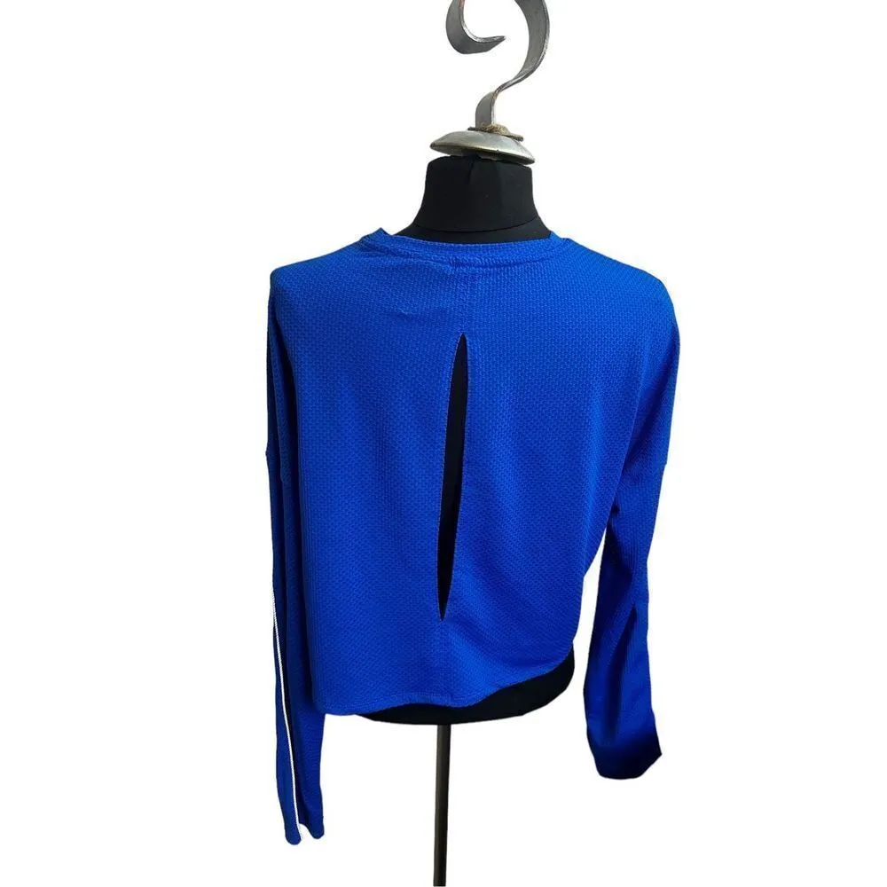 Sports illustrated sz small new activewear top cutout back cobalt blue crop NWT - Image 6