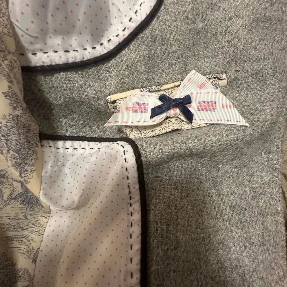 The Extreme Collection Blazer – Gray Gold Buttons Spain, Size 44 (US 4/Small) - Image 10