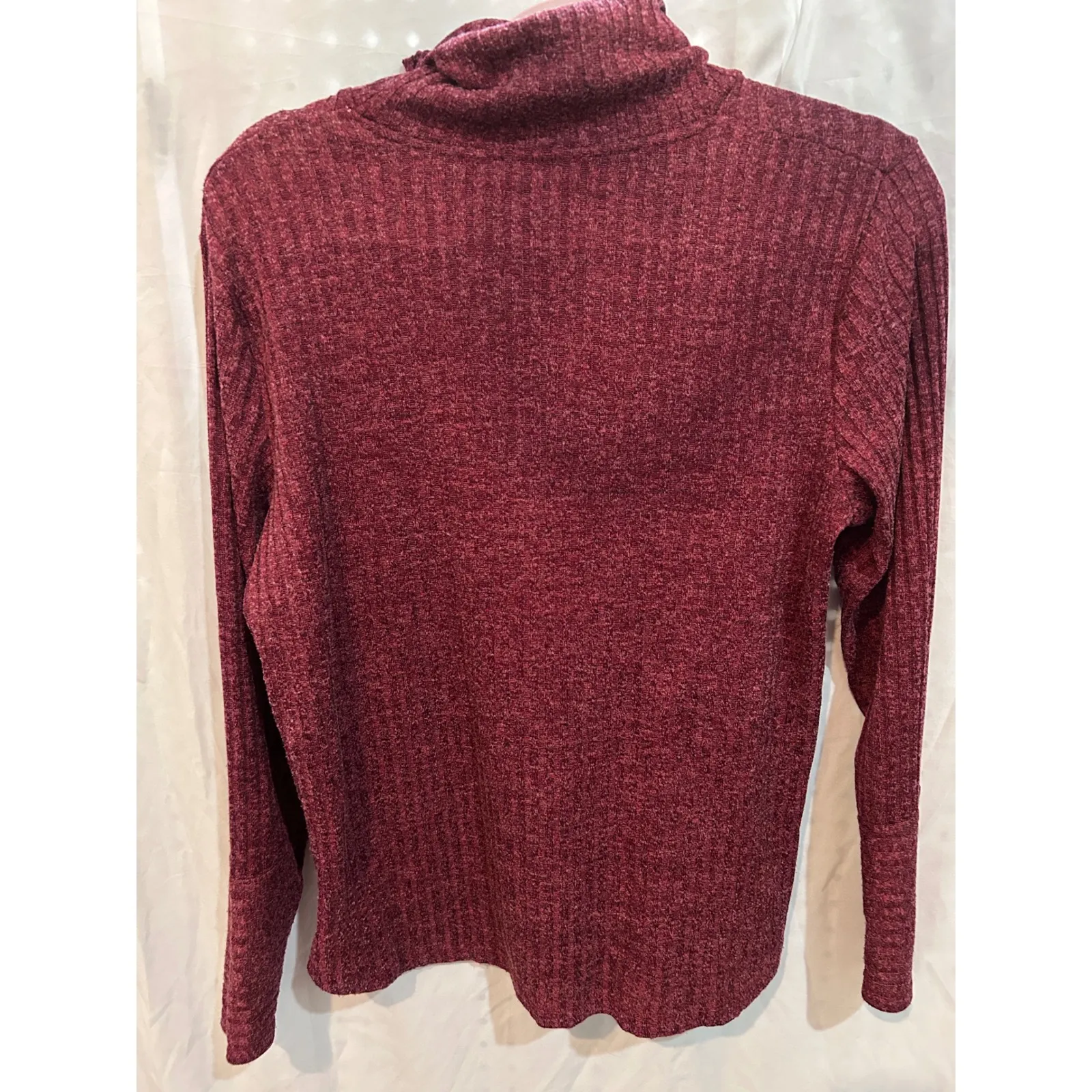 Retrogy Women's Burgundy Ribbed Turtleneck Long Sleeve Sweater‎ Top Size L Red Size L - Image 3