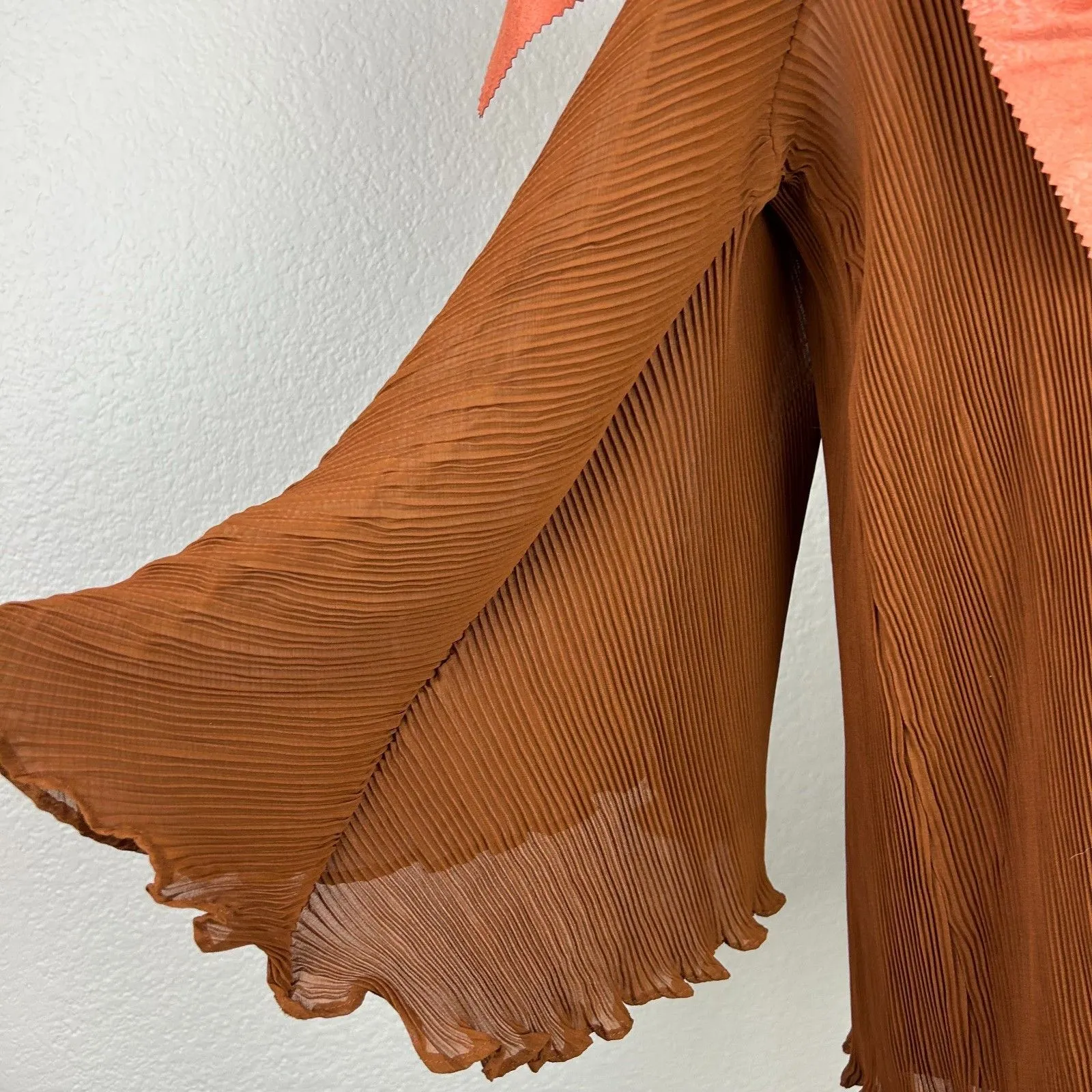 Judith March  Women's One Shoulder Pleated Tunic Top Rust Bow Size M - Image 6