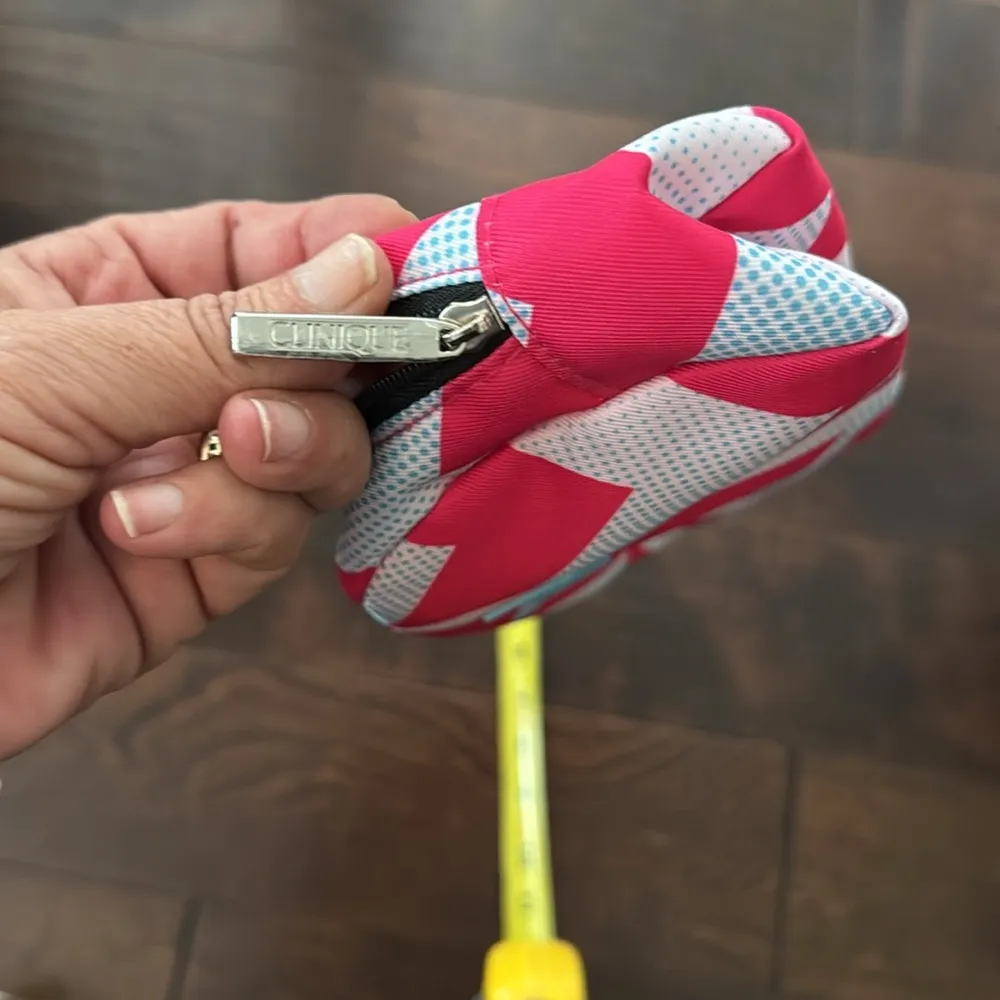 Clinique cosmetic bag - Image 4