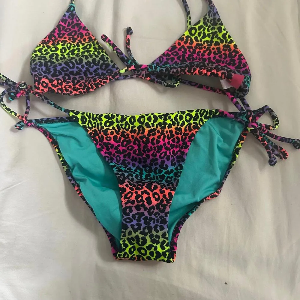Y2K Victoria Secret Rainbow Cheetah Print Bikini Set - Image 3