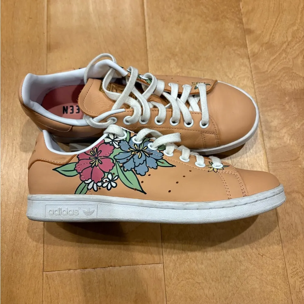 Adidas Stan Smith Ambient blush floral women’s shoes sneakers 6.5 - Image 2