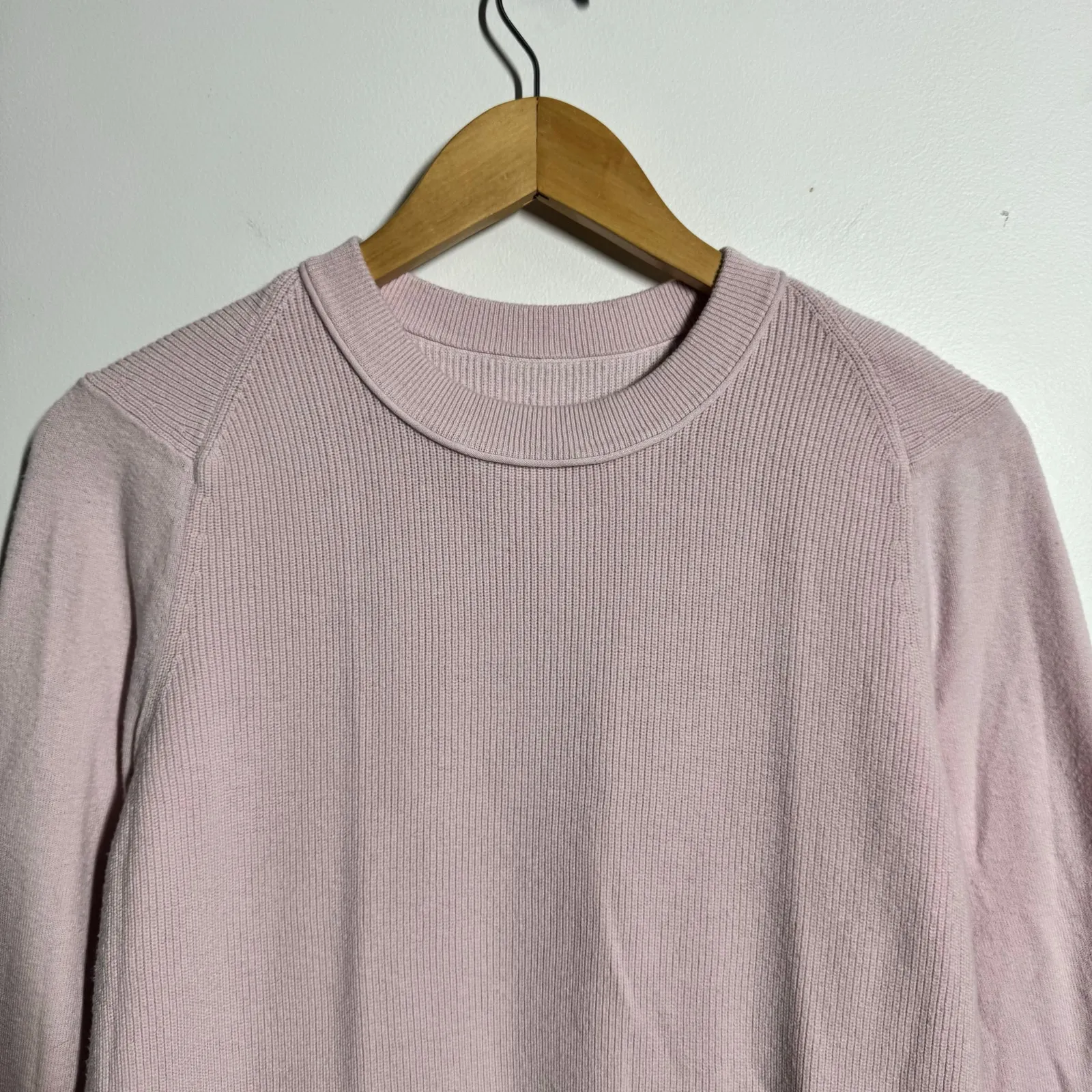 Lululemon Sweater Men M Light Pink Cotton Nylon Blend Crewneck Pullover Preepy - Image 4