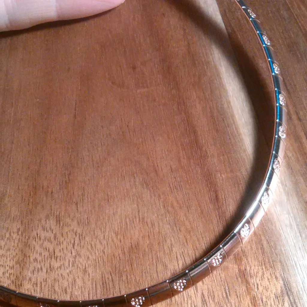 Omega Heart Pattern Collar Ion Plated Rose Gold Over Stainless Steel Necklace - Image 7