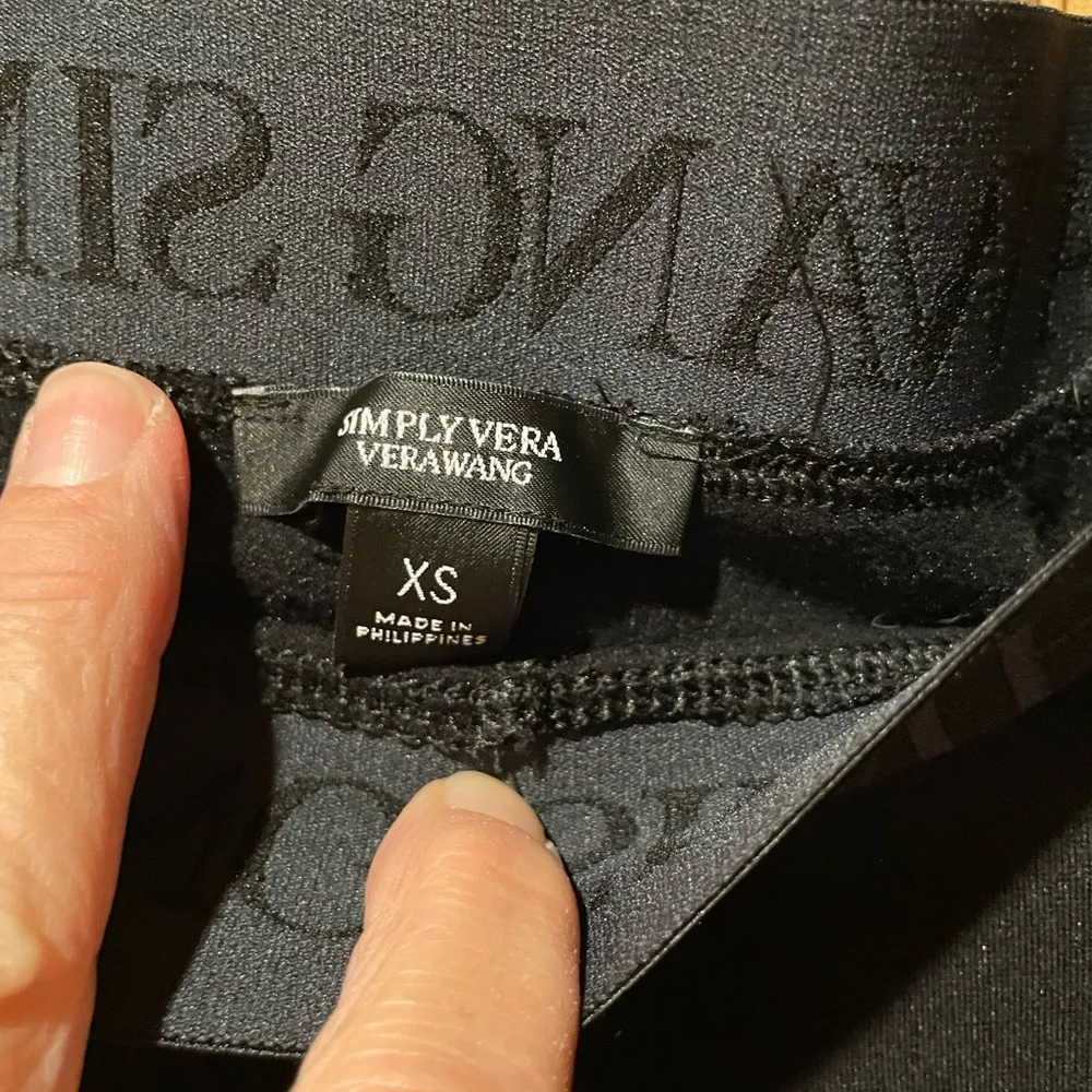 Iconic Simply Vera Vera Wang everywhere women’s leggings size XS - Image 2