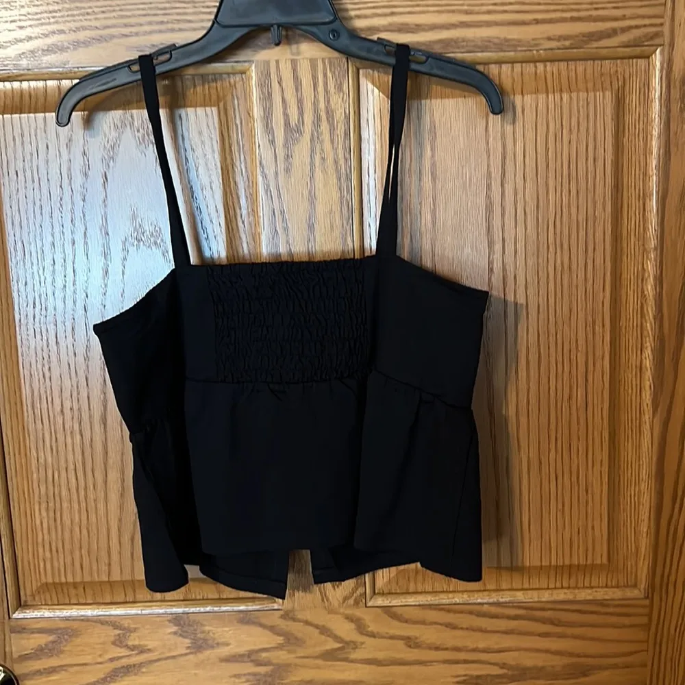J.Crew black see-sucker tie front top size large - Image 6
