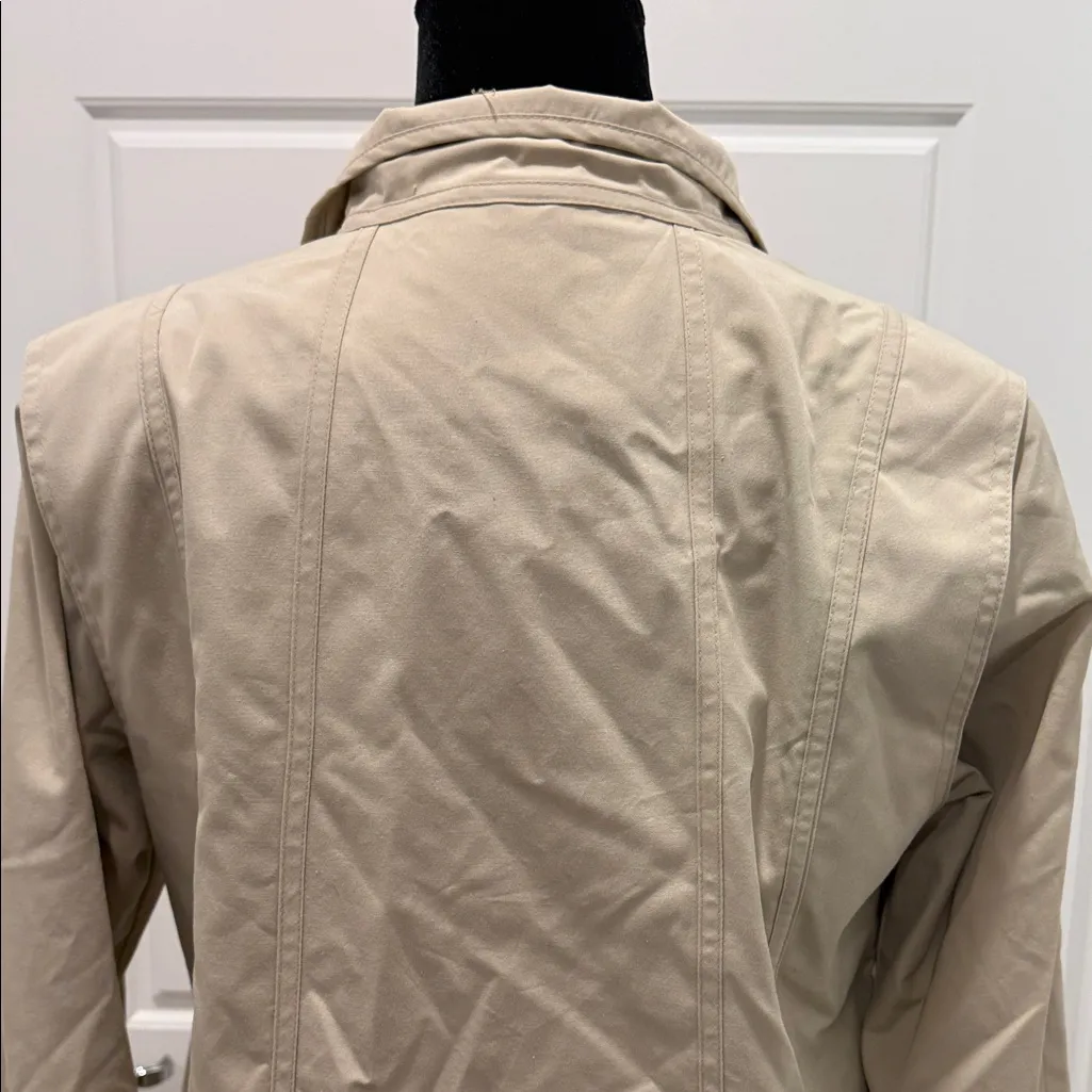 Classic Beige Trench Coat for Women Tan Size 8 - Image 10