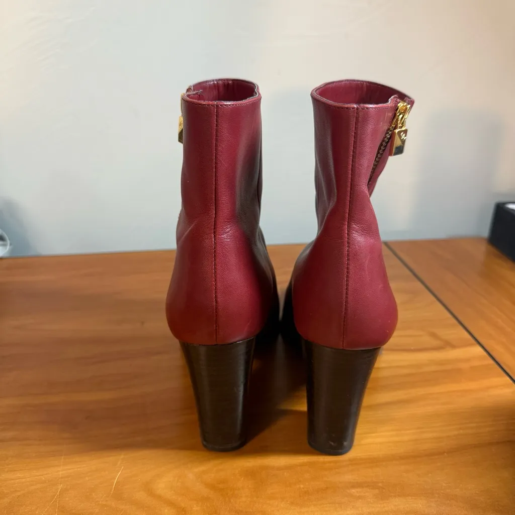 MICHAEL Michael Kors Frenchie Burgundy Red Leather Ankle Bootie Heel Side Zip Size 9.5 - Image 4