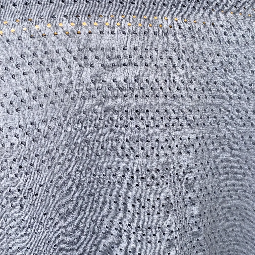 Lululemon Women’s Breeze By Muscle Tank Gray - Image 6