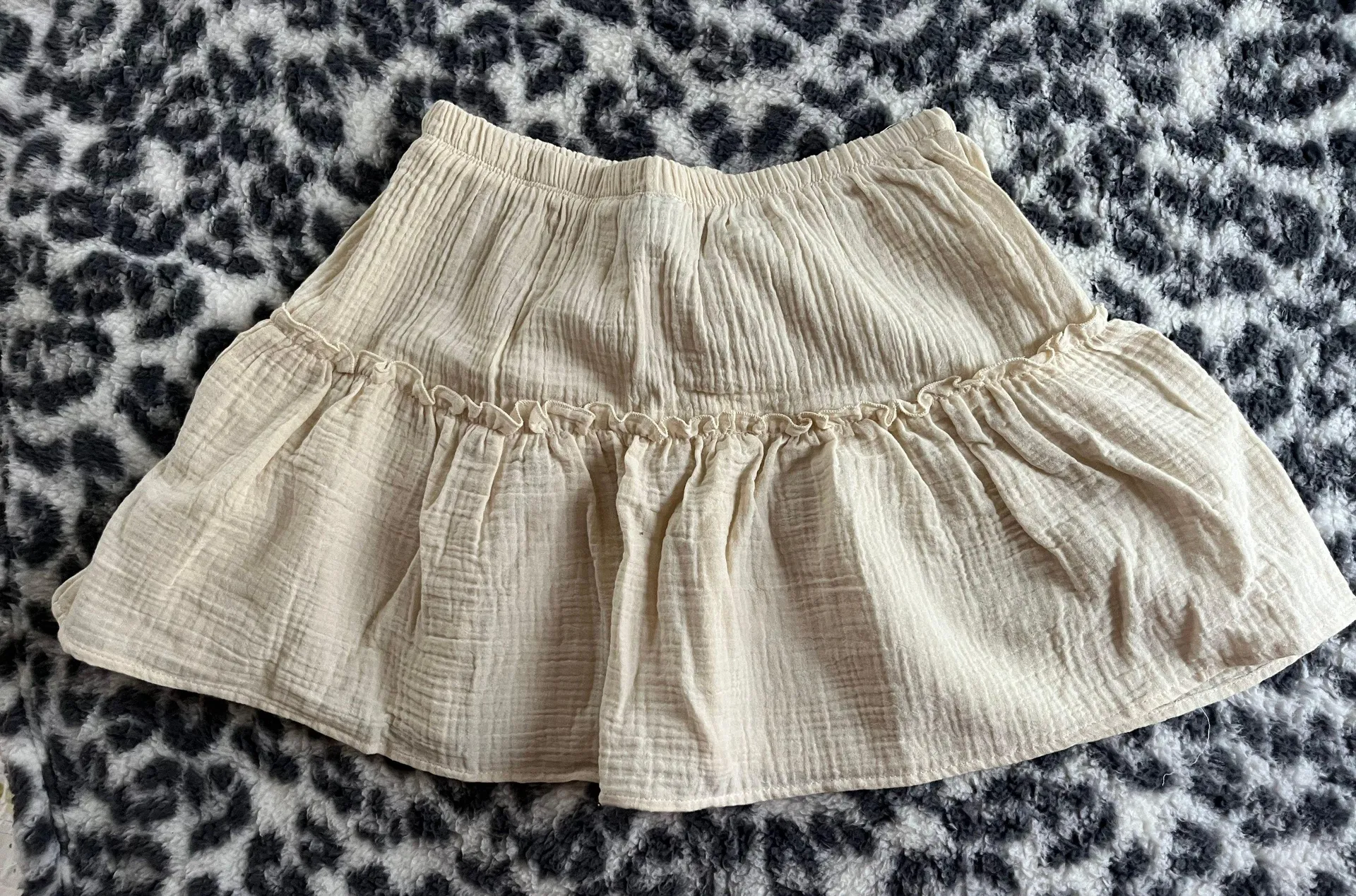 Cream Skirt - Image 2