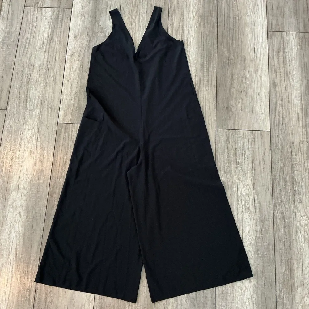 Athleta‎ Jumpsuit Wide Leg V-Neck Sleeveless Black Casual XXS - Image 6