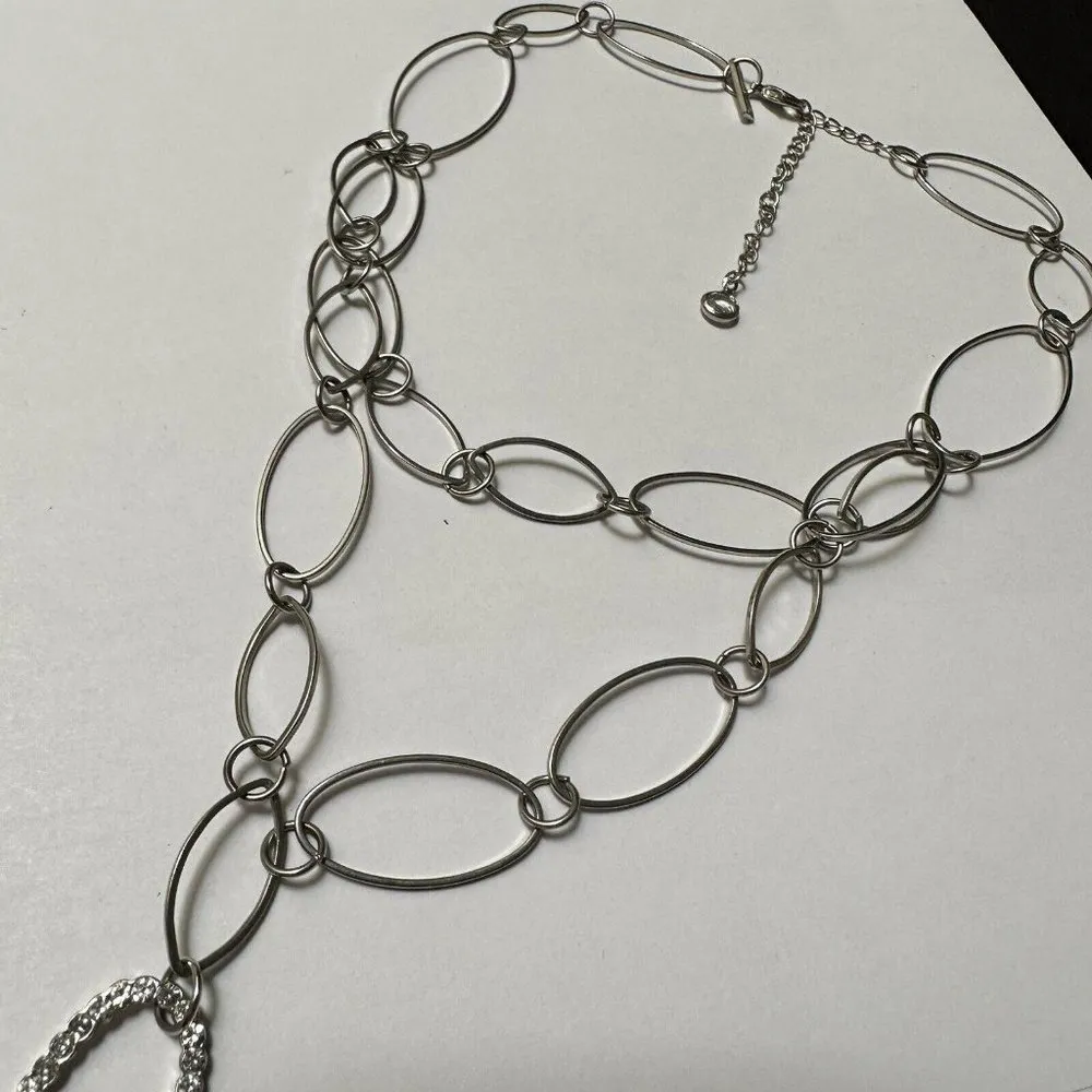 Signed Daisy Fuentes Silver Tone Layered Necklace With Rhinestone Loop - Image 3