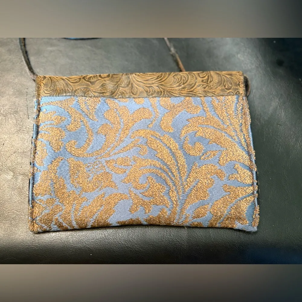 Floral Embossed Tooled Clutch Tan - Image 3