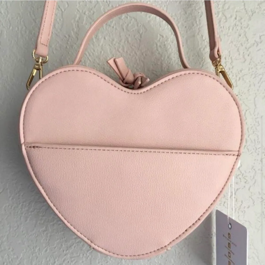 🆕Heart pink 3D zip Crossbody Handbag - Image 3