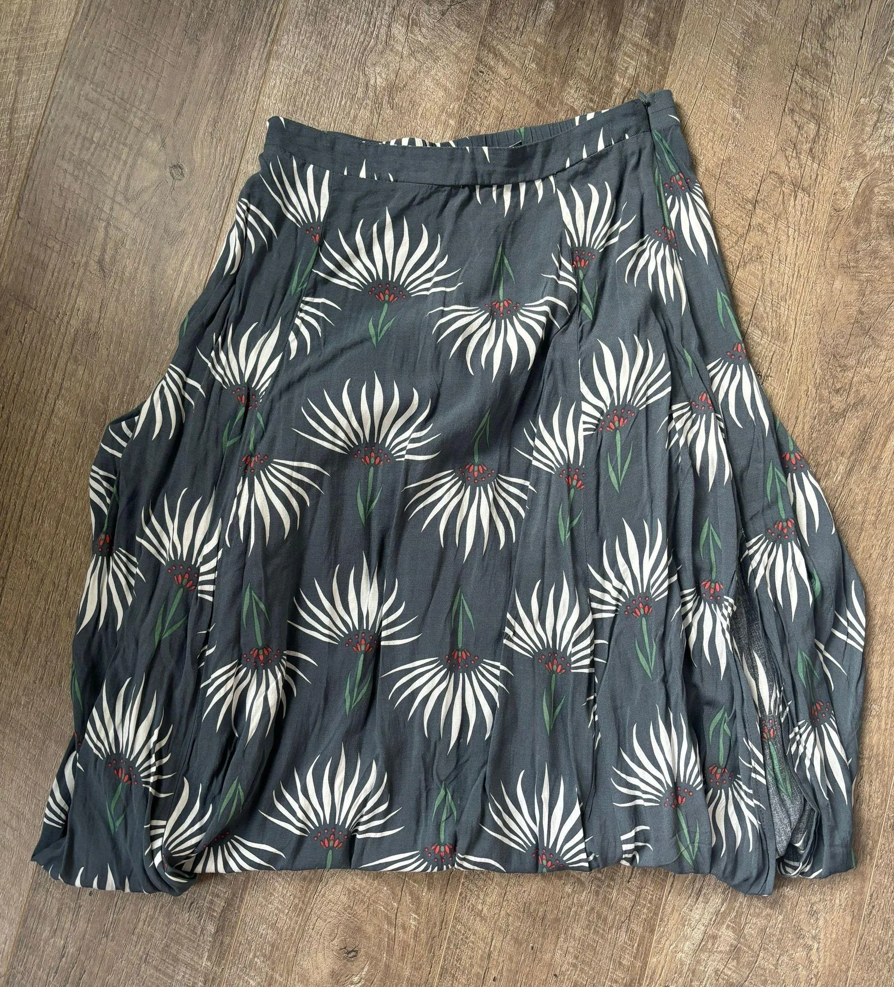 Lulus High Waisted Flower Skirt & Matching Top - Image 3