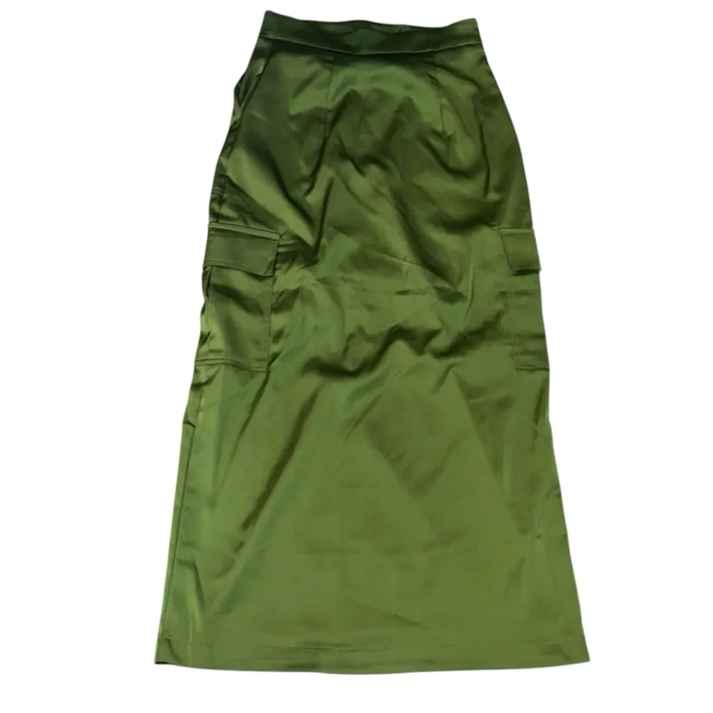 House Of Harlow Green Maxi Skirt With Slit XXS - Image 4