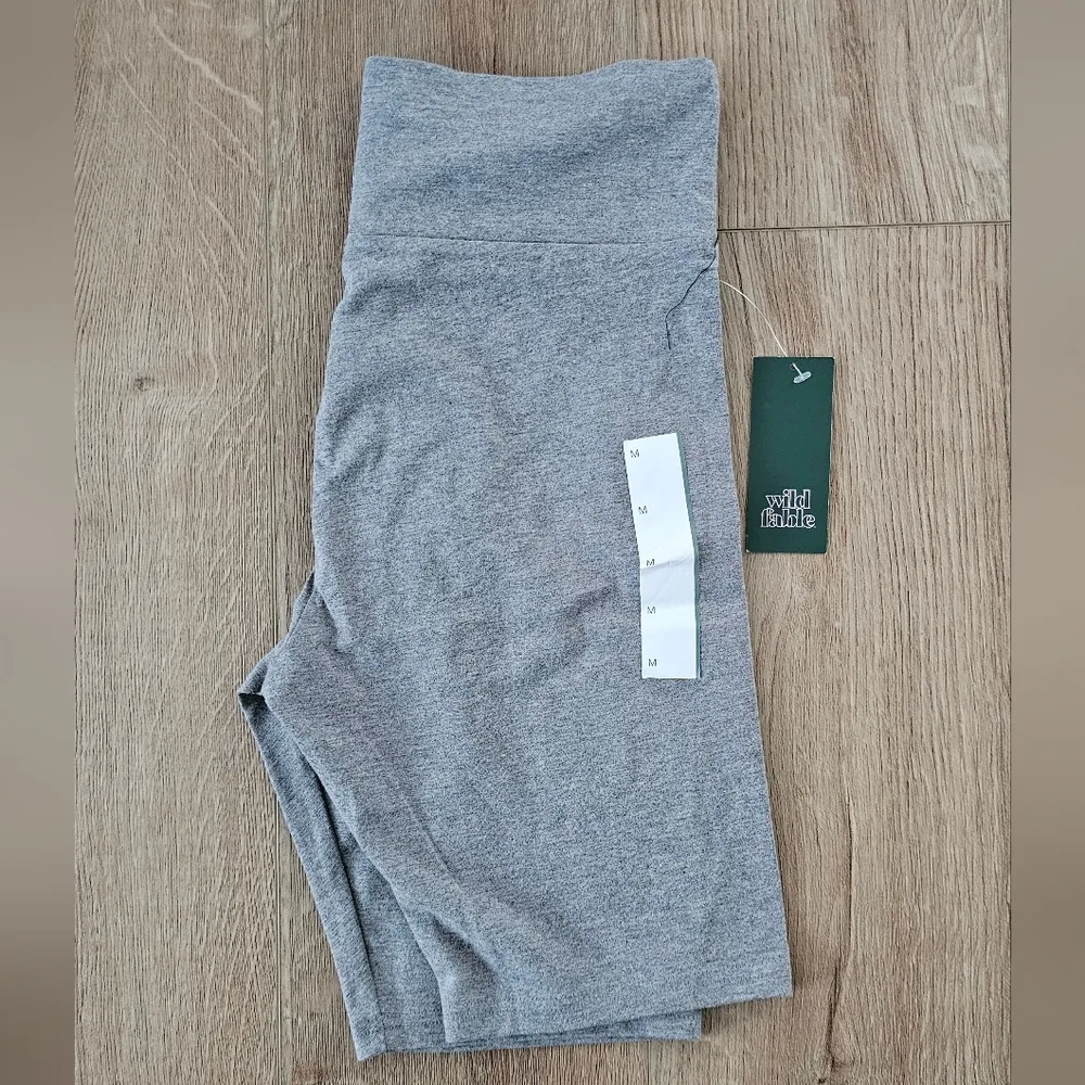 Wild Fable cotton bike shorts, grey, women’s medium, new - Image 3