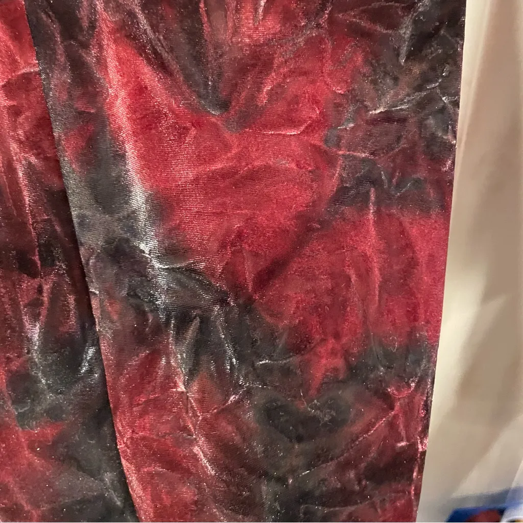 Cute burgundy black crushed velvet stretchy mesh metallic trim top Y2K oversized - Image 10